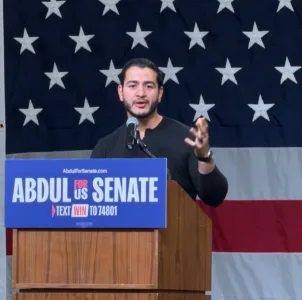 Abdul El-Sayed, AOC, Anna Aho Rink, Ranjeev Puri stage rally